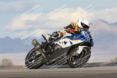 media/Nov-16-2025-Race Pace (Sun) [[8c5fa54630]]/Non Verified Riders (1st 20 Minutes)/7-Turn 9 Entry (210pm)/